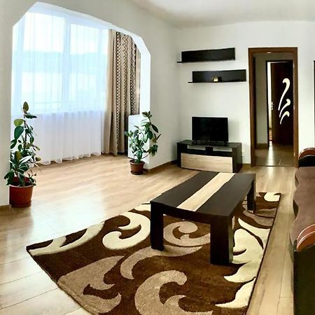 Cazare Apartament Orsova Appartement Buitenkant foto